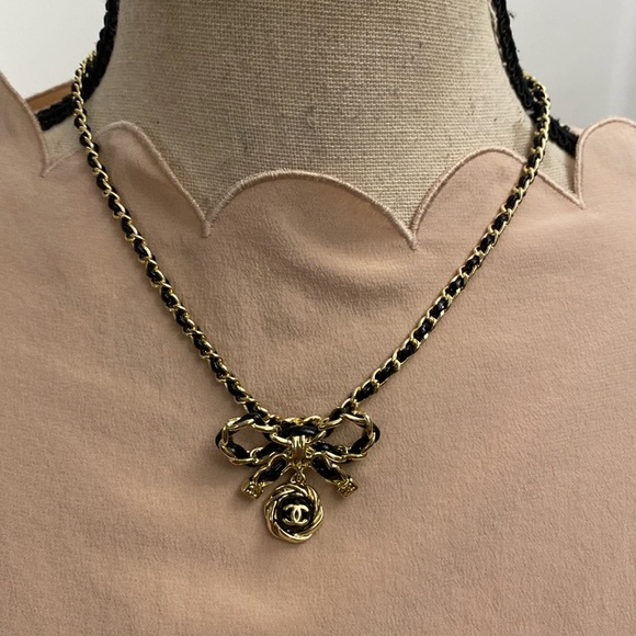 Chanel necklace - Picture 2 of 6